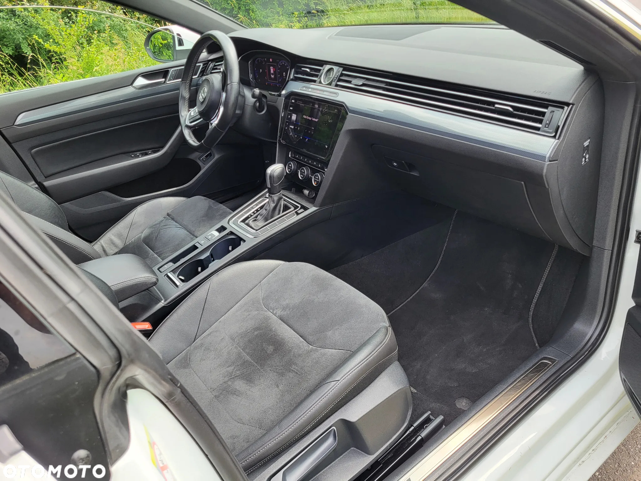 Volkswagen Arteon 2.0 TDI SCR DSG R-Line Edition - 21
