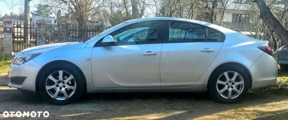 Opel Insignia 1.8 - 4