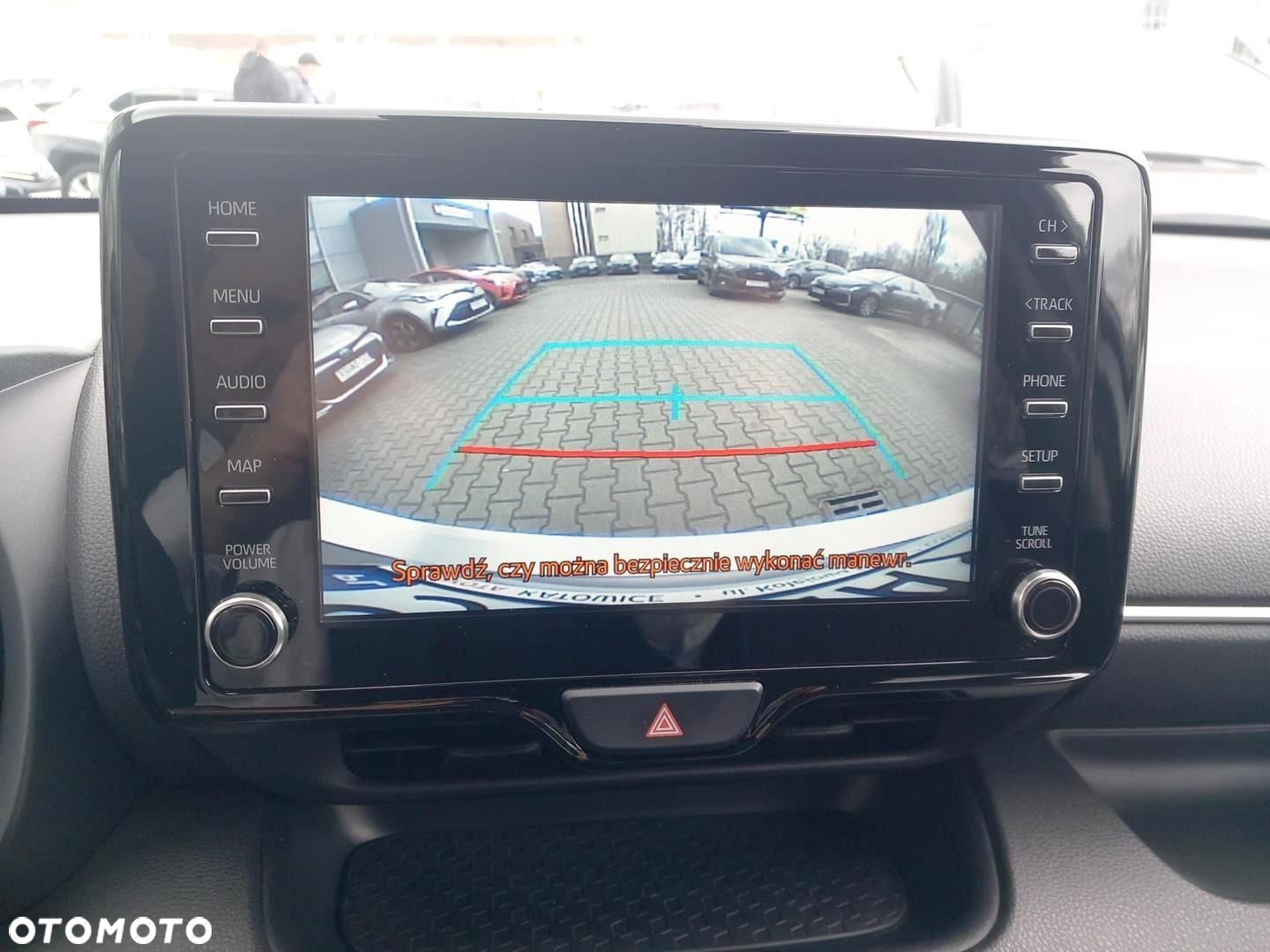 Toyota Yaris - 15