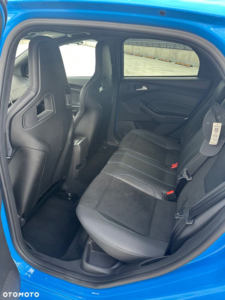 Ford Focus 2.3 EcoBoost RS - 12