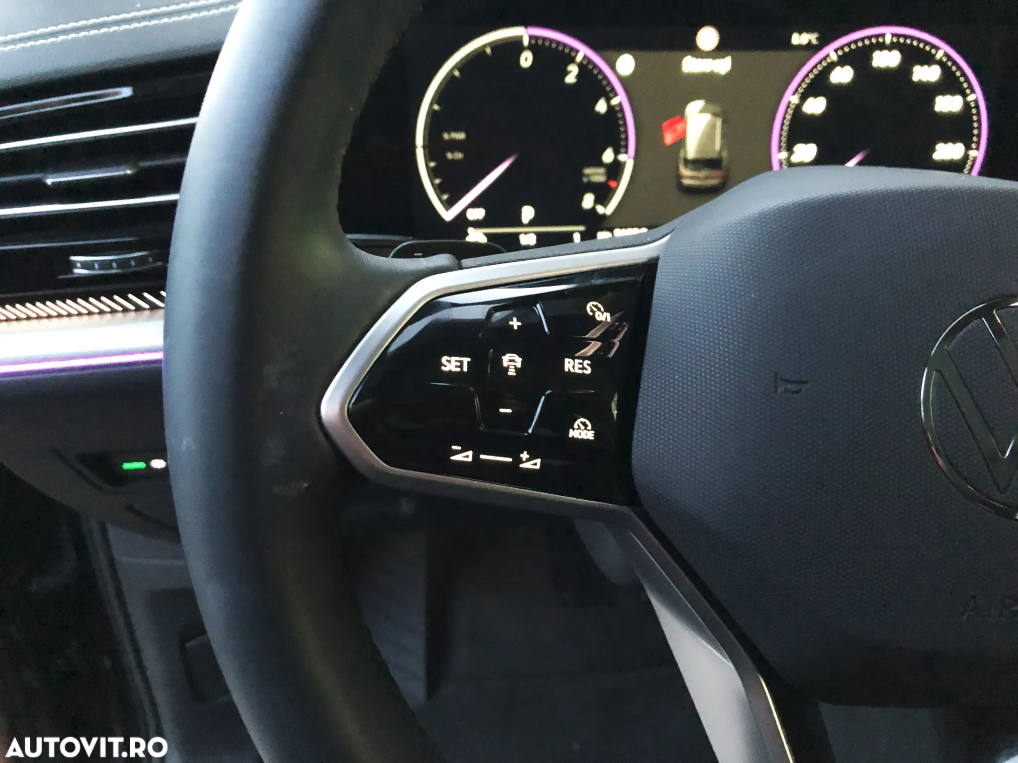 Volkswagen Touareg V6 TSI eHybrid PHEV Elegance - 16