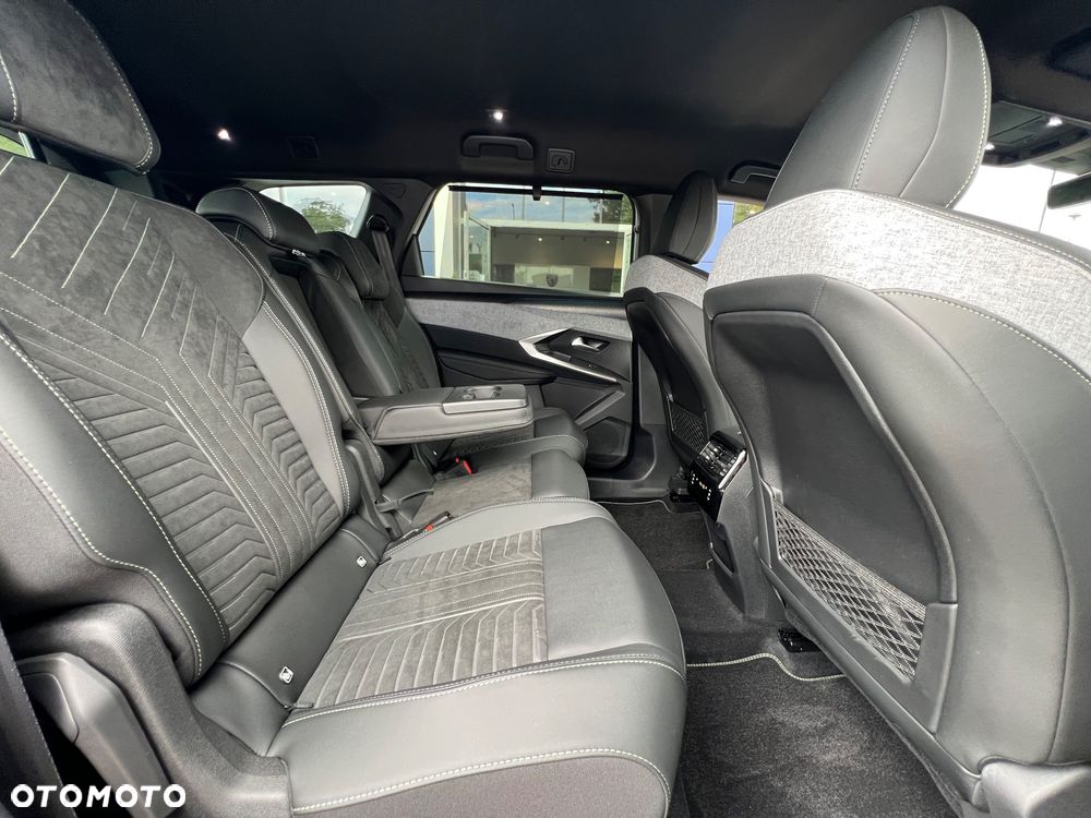 Peugeot 5008 1.2 PureTech mHEV GT S&S e-DCS6 - 18