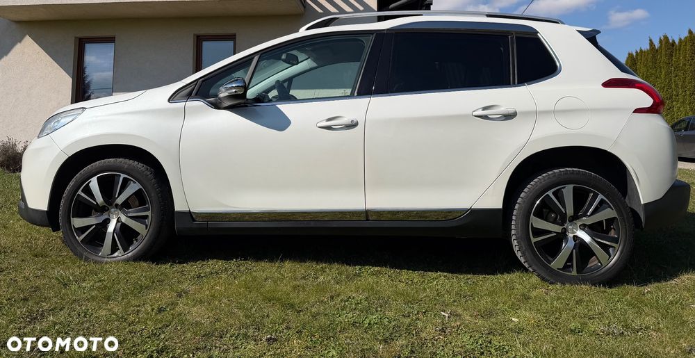 Peugeot 2008 1.6 e-HDi Allure S&S - 2