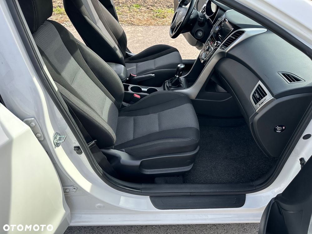 Hyundai i30 1.6 GDI BlueDrive Comfort - 20