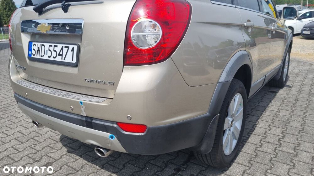 Chevrolet Captiva - 21