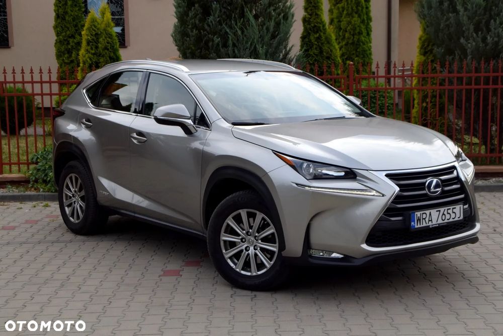 Lexus NX 300h Elite AWD - 3