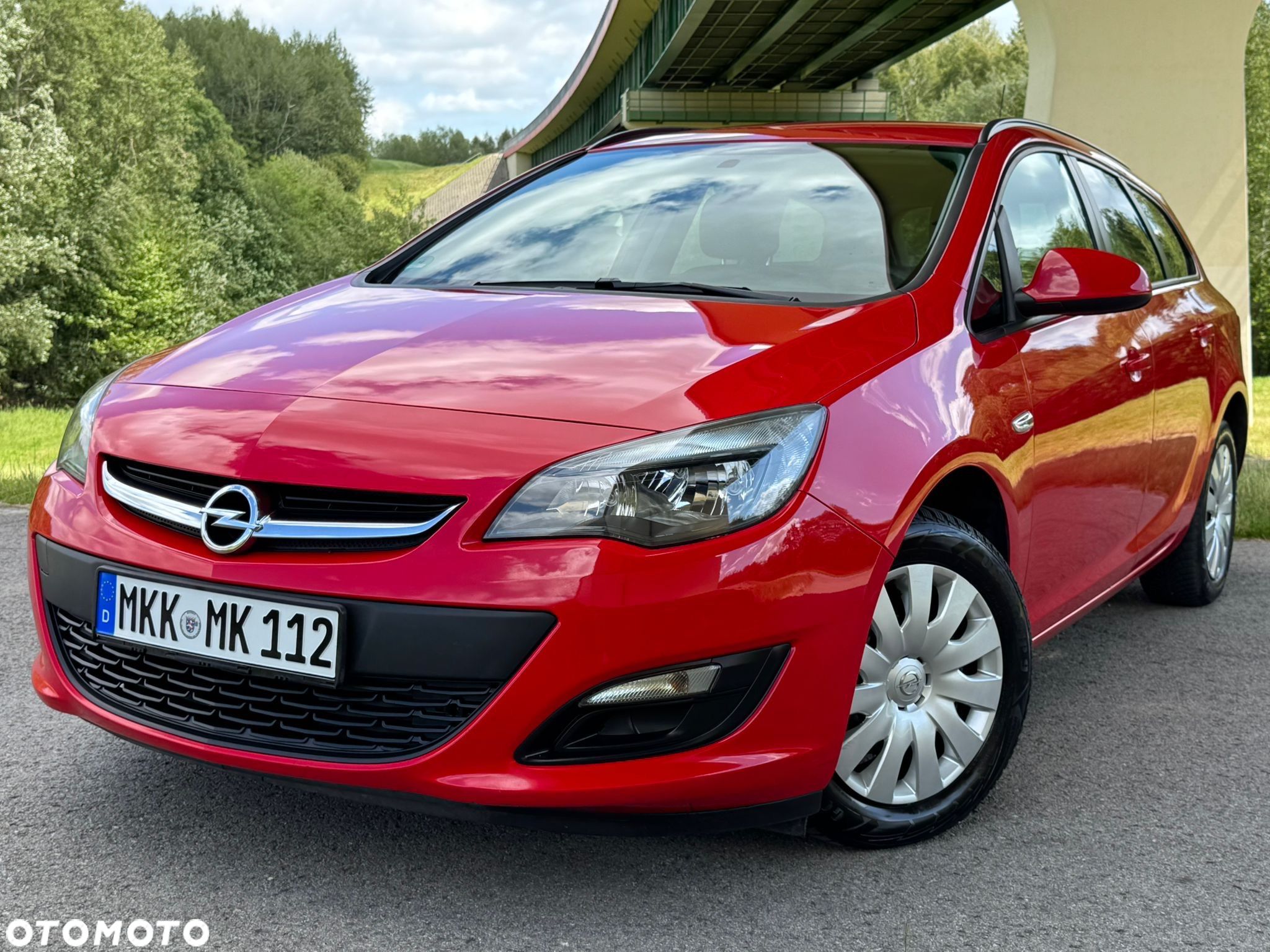 Opel Astra 1.6 Sports Tourer Innovation - 1