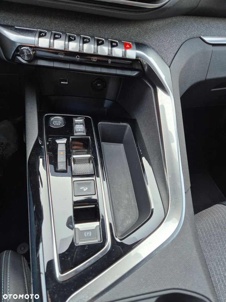 Peugeot 3008 1.2 PureTech Allure Pack S&S EAT8 - 15