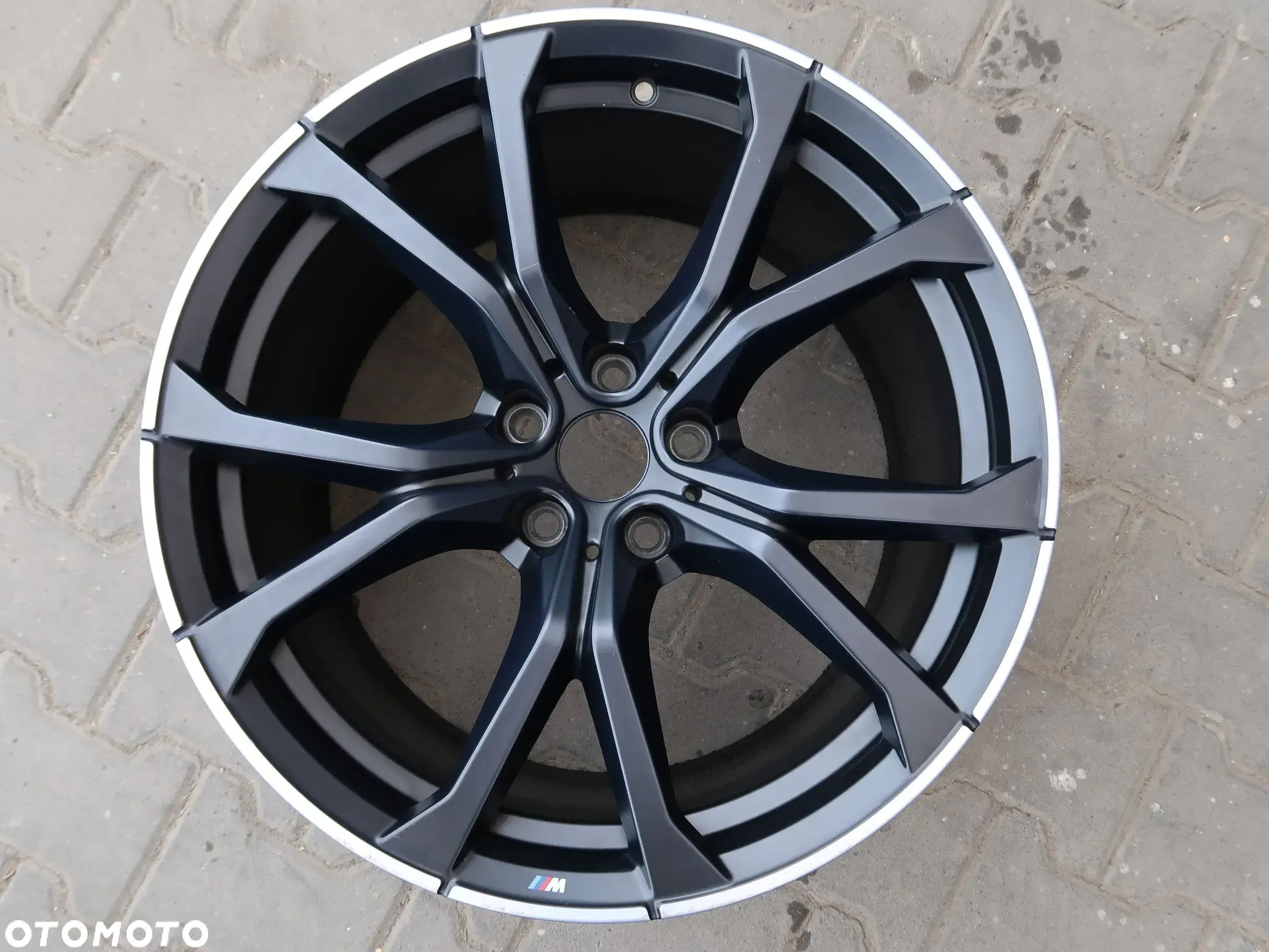 W13 Felga BMW Z4 G29 M Pakiet 5A1F915 10x19et40 - 1
