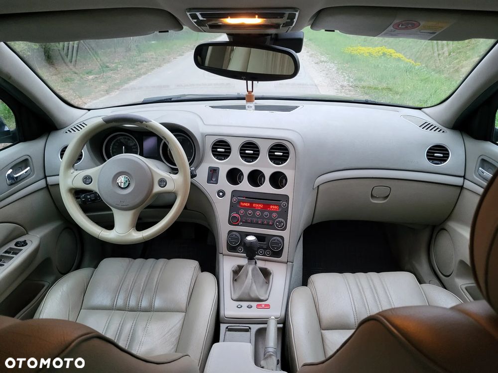 Alfa Romeo 159 1.9 JTDM 8V DPF - 9