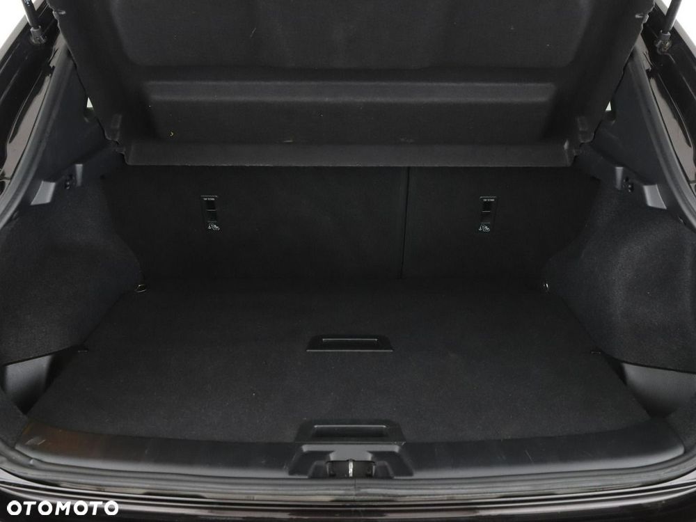 Nissan Qashqai 1.6 DIG-T N-Connecta - 21