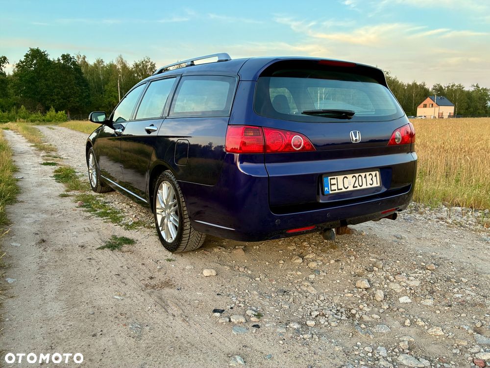 Honda Accord - 11