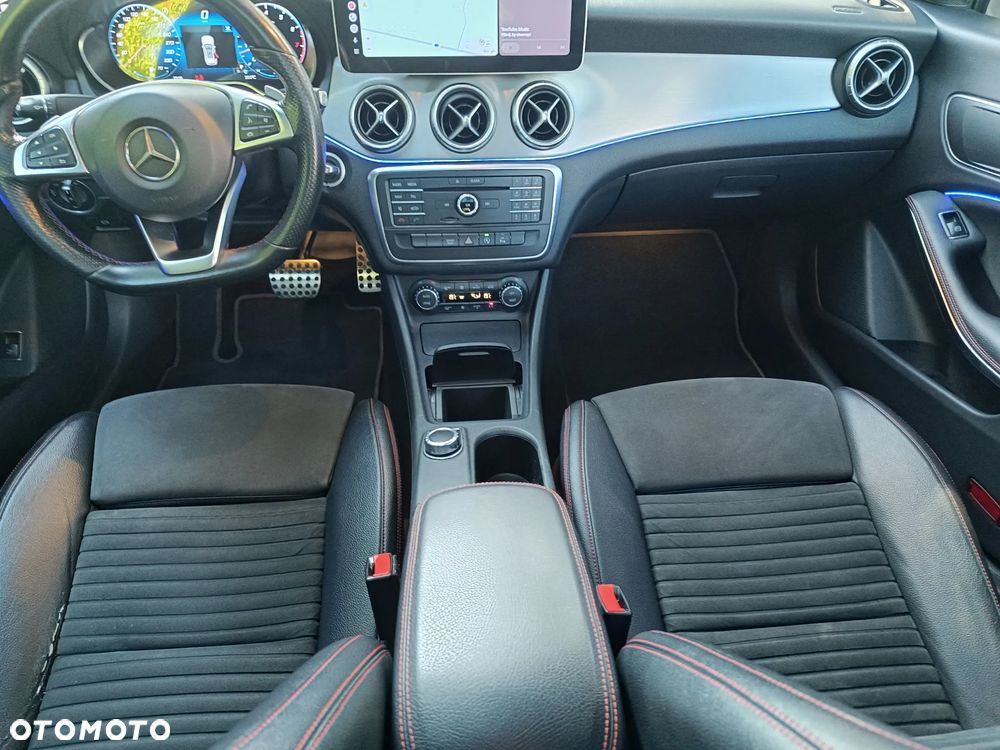 Mercedes-Benz CLA 200 7G-DCT AMG Line - 8