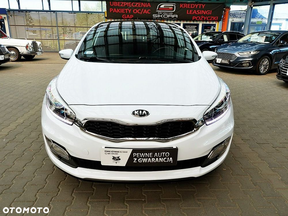 Kia Ceed - 4