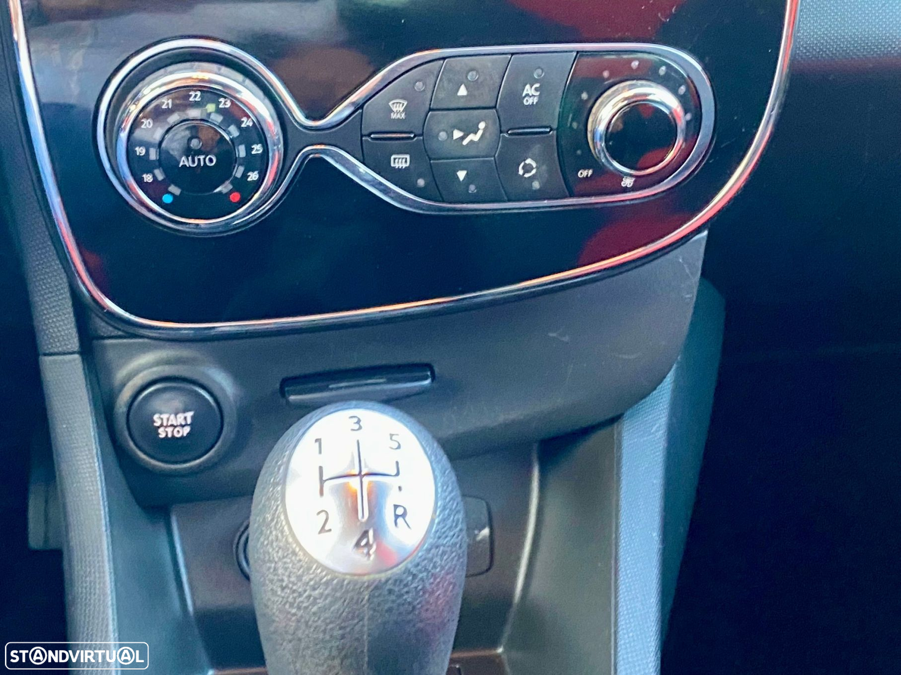 Renault Clio 0.9 TCe Limited Edition - 9