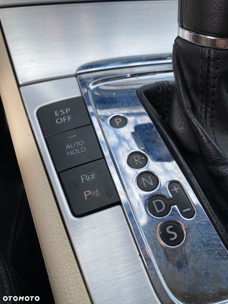 Volkswagen CC - 9