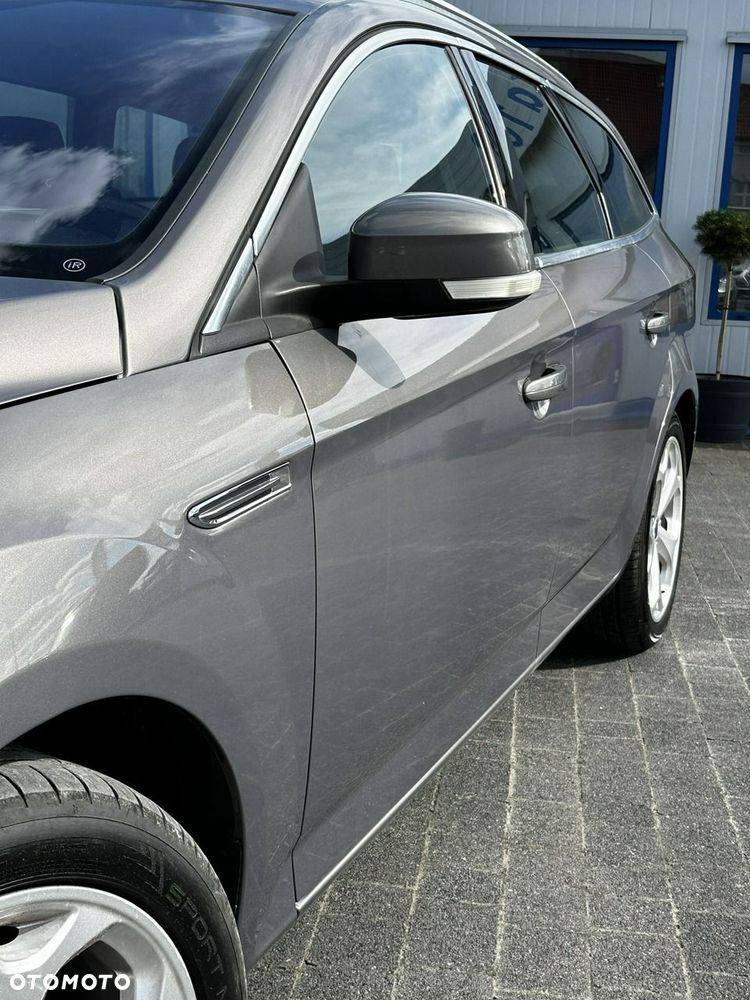 Ford Mondeo - 27