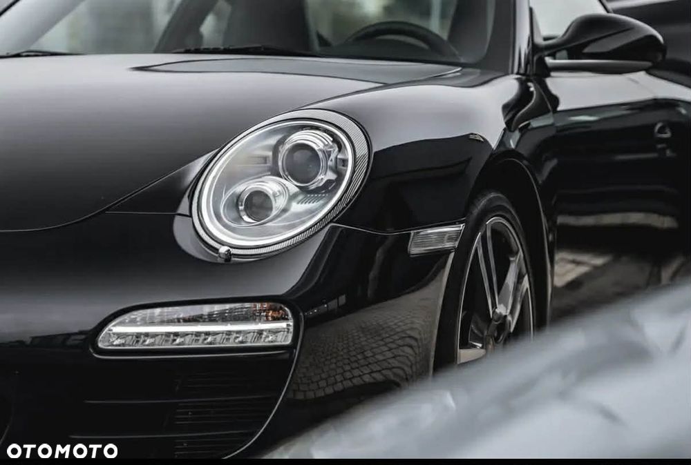 Porsche 911 Carrera PDK Black Edition - 8