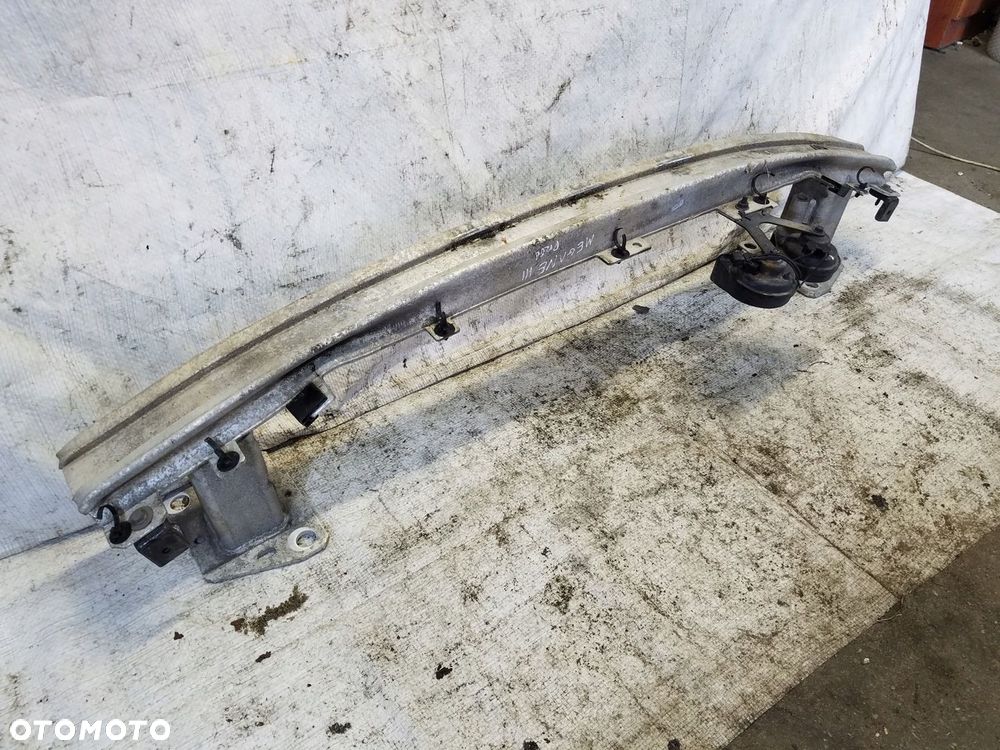 BELKA ZDERZAKA PRZÓD RENAULT MEGANE III - 2