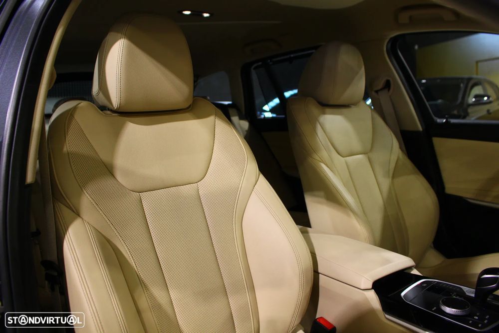 BMW 320 e Line Luxury Auto - 17