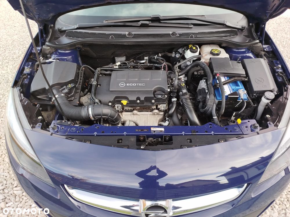 Opel Astra 1.4 Turbo 150 Jahre - 20