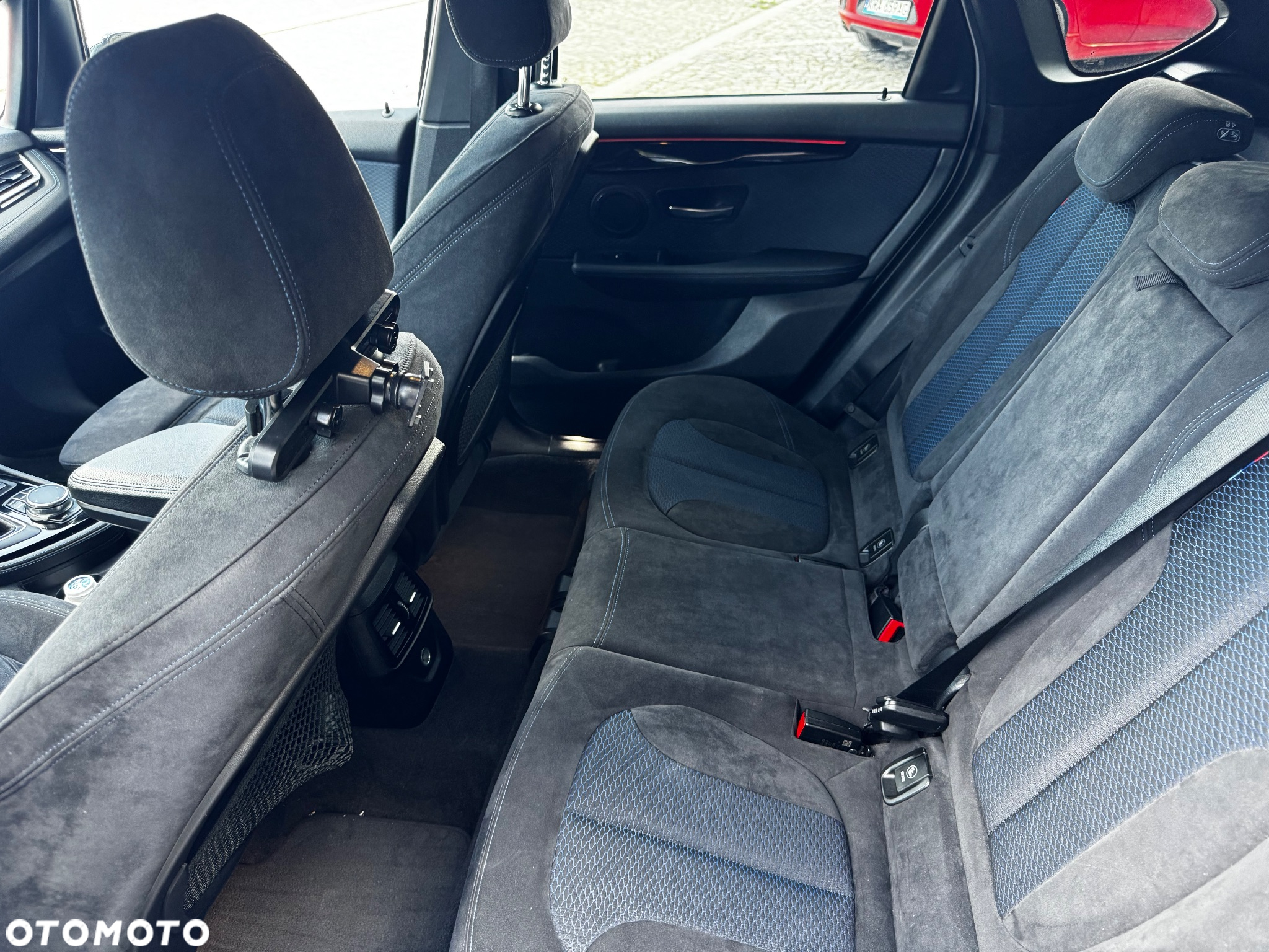 BMW Seria 2 218d M Sport - 13