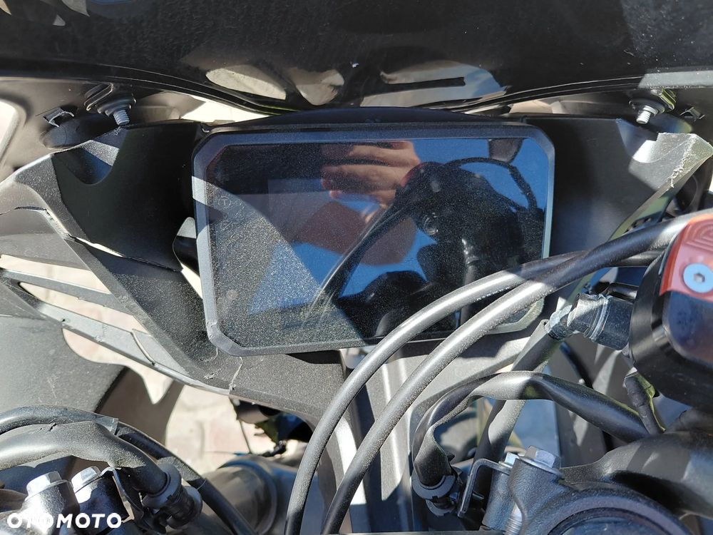 Honda CBR - 26