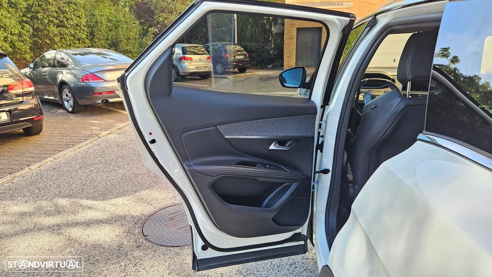 Peugeot 3008 1.6 BlueHDi GT Line EAT6 - 27