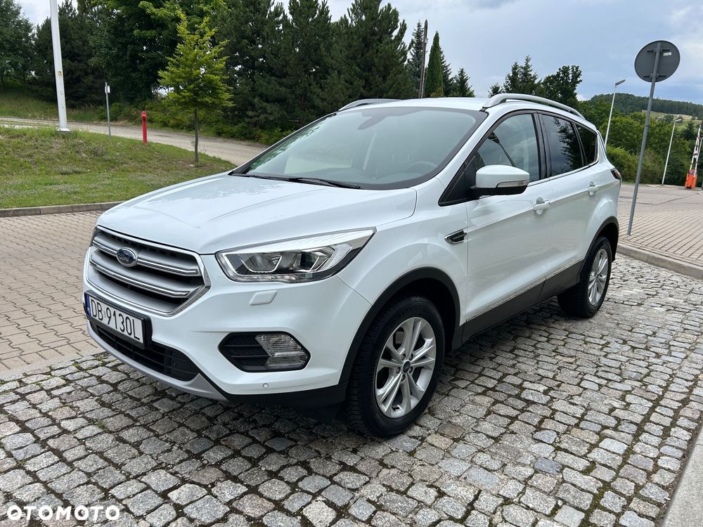 Ford Kuga 1.5 EcoBoost 2x4 Titanium - 2
