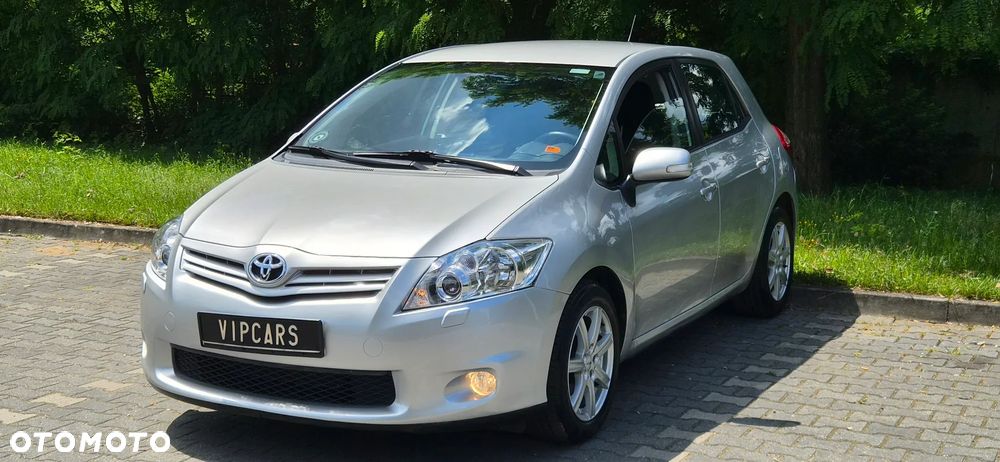 Toyota Auris 1.6 Valvematic Edition - 4