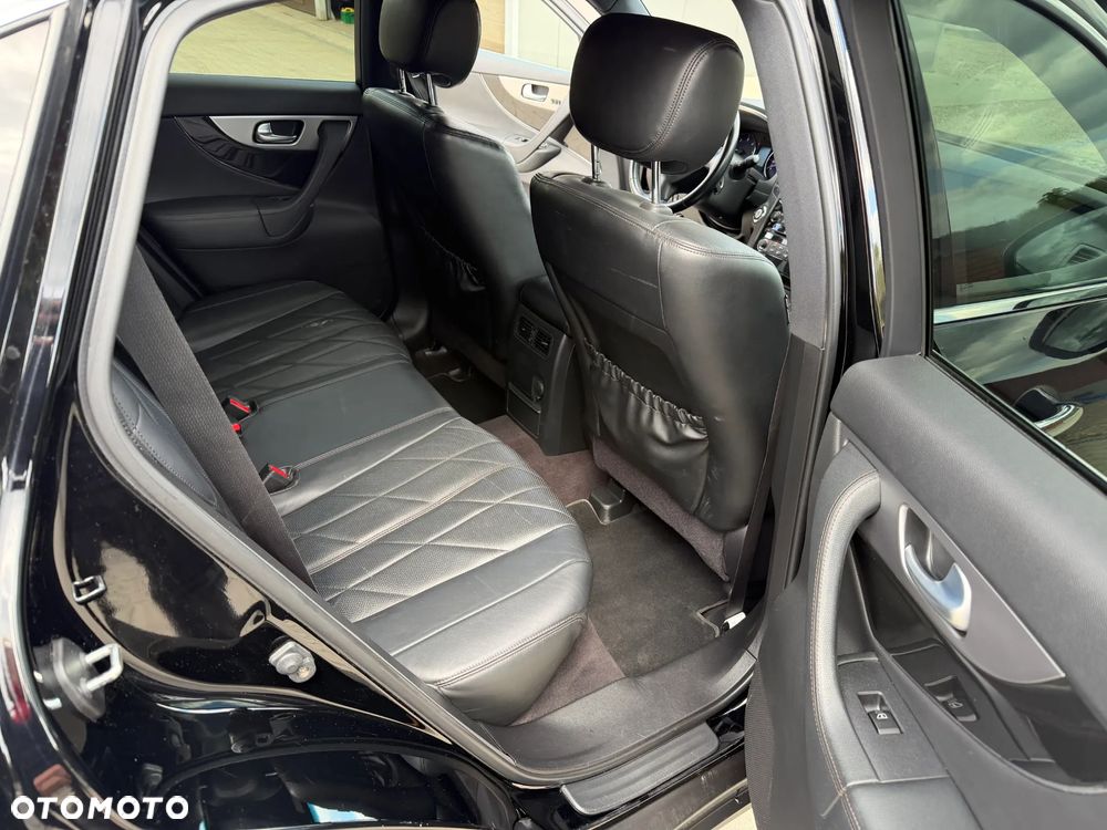 Infiniti FX FX30d S Premium - 7
