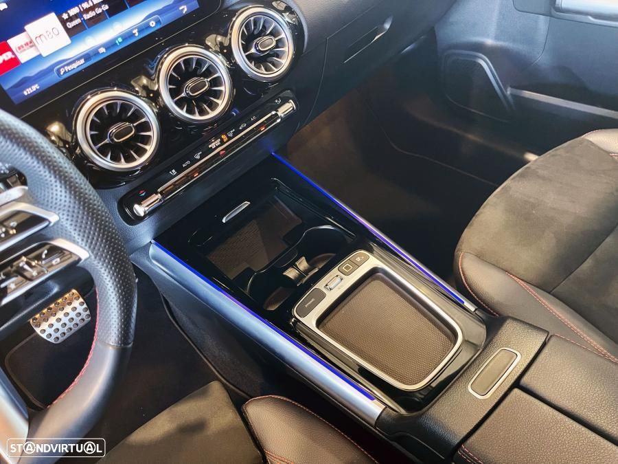 Mercedes-Benz GLA 200 d AMG Line - 19