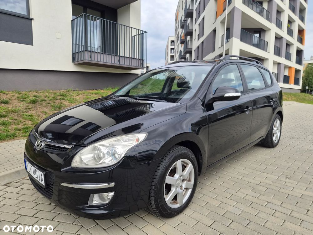 Hyundai i30 2.0 Premium - 1