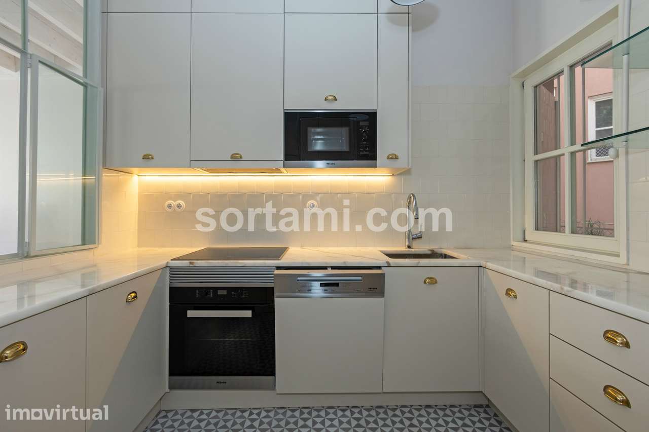 Apartamento T3 Venda em Cedofeita, Santo Ildefonso, Sé, Miragaia, São - Grande imagem: 4/35