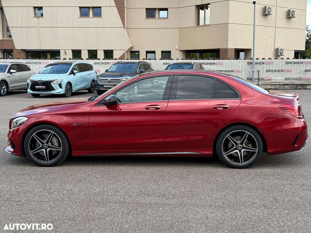 Mercedes-Benz C - 9