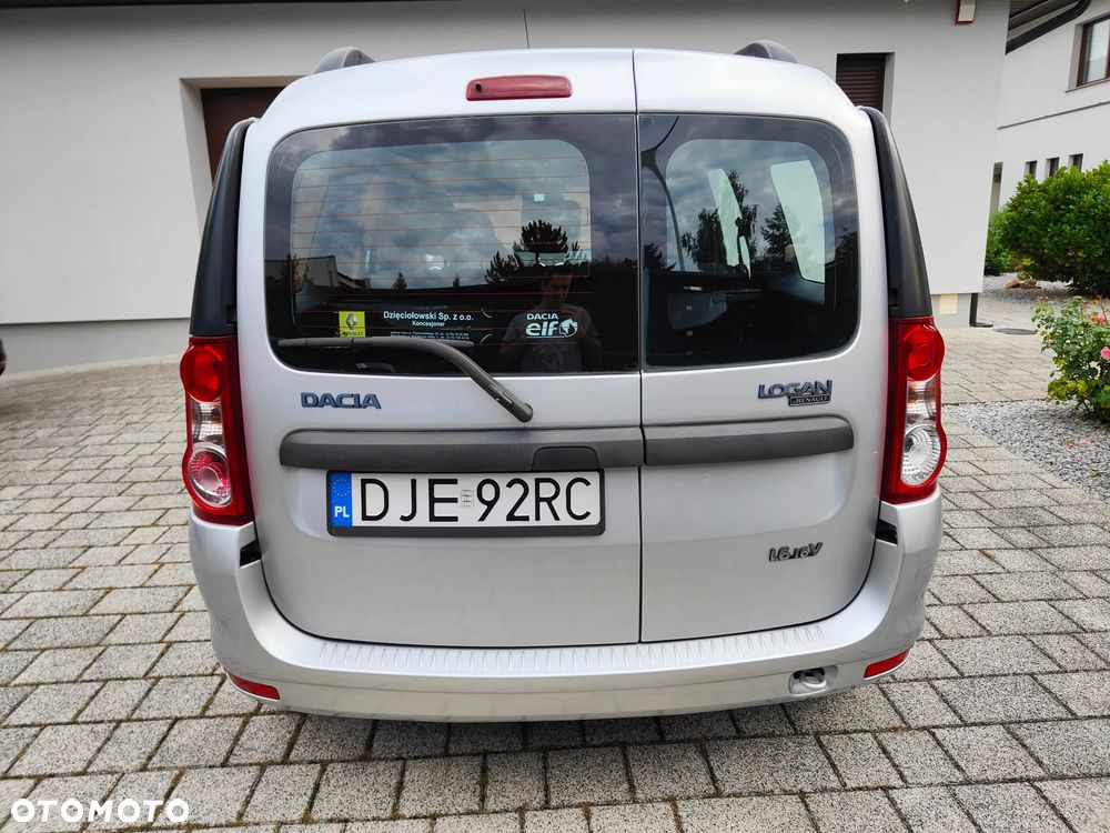 Dacia Logan 1.6 16V Laureate - 5