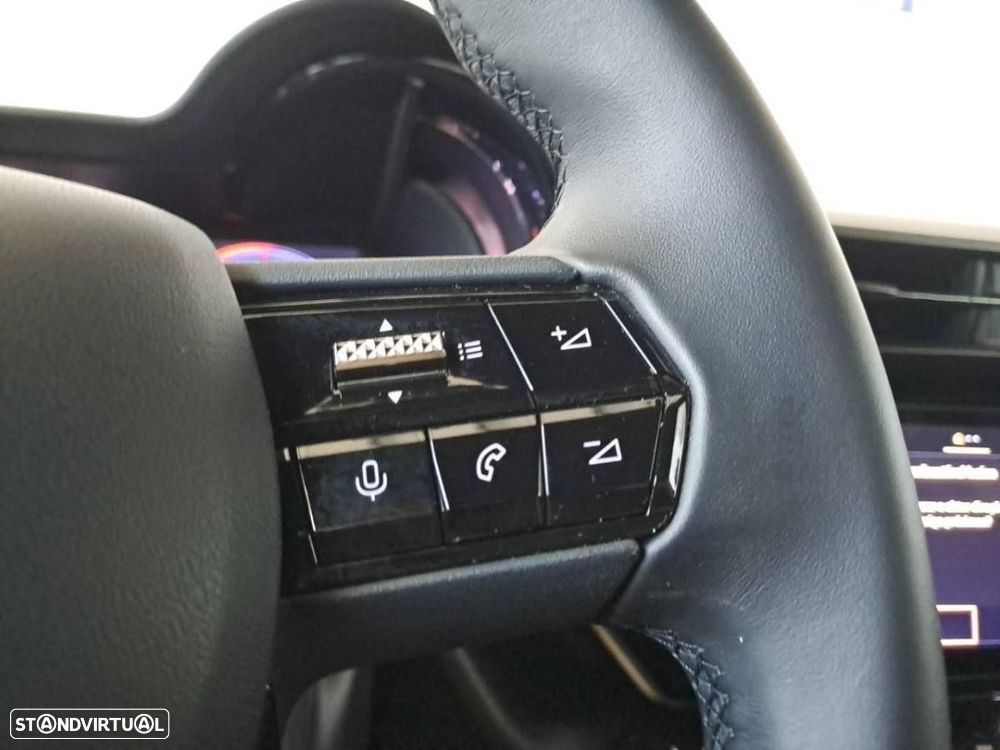 Alfa Romeo Junior 1.2 Speciale eDCT6 - 16