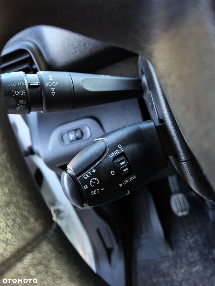 Peugeot Partner - 11