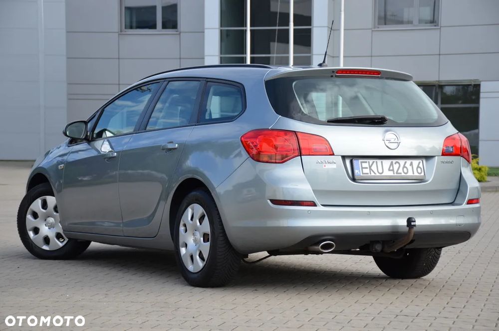 Opel Astra - 12