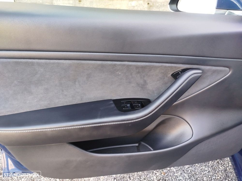 Tesla Model 3 Long Range Tração Integral - 8