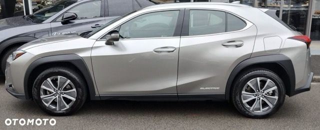 Lexus UX 300e 54.3 kWh Prestige 2WD - 4