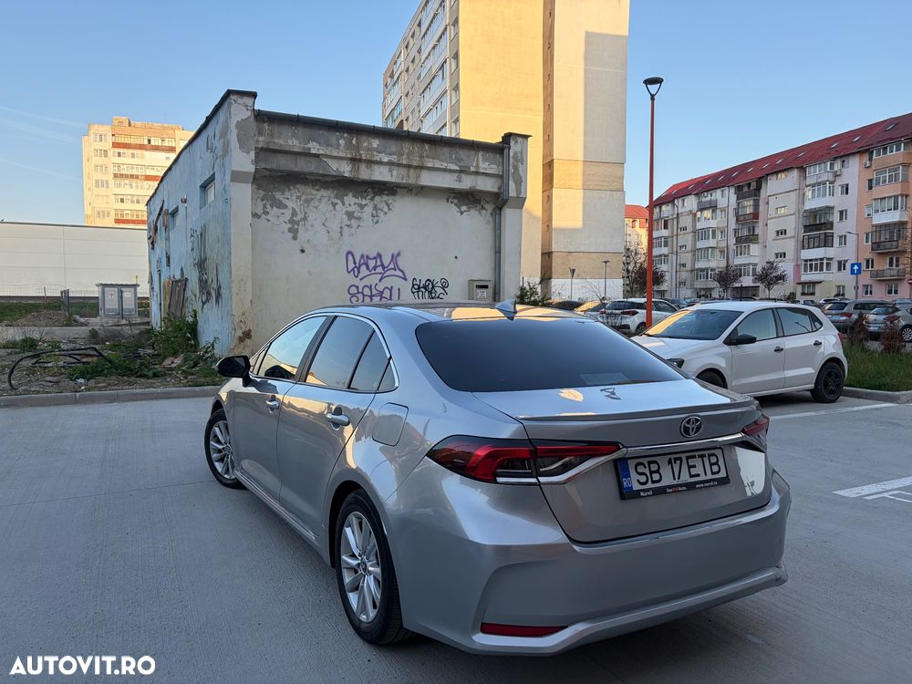 Toyota Corolla 1.8 Business Edition - 5