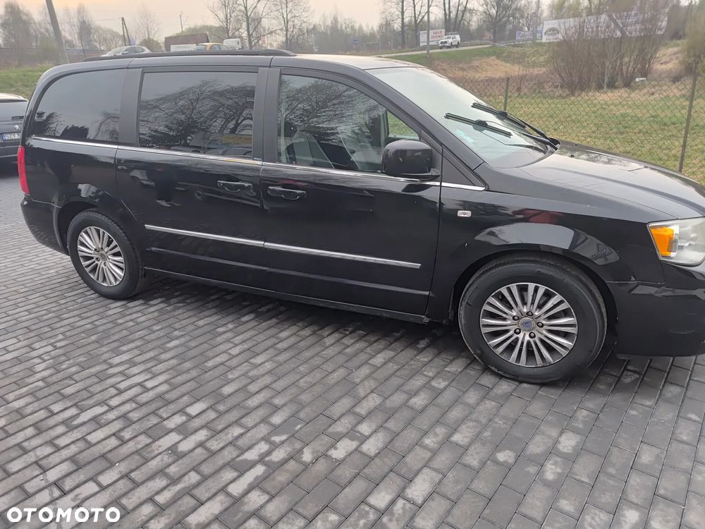 Lancia Voyager 2.8CRD Platinum - 14