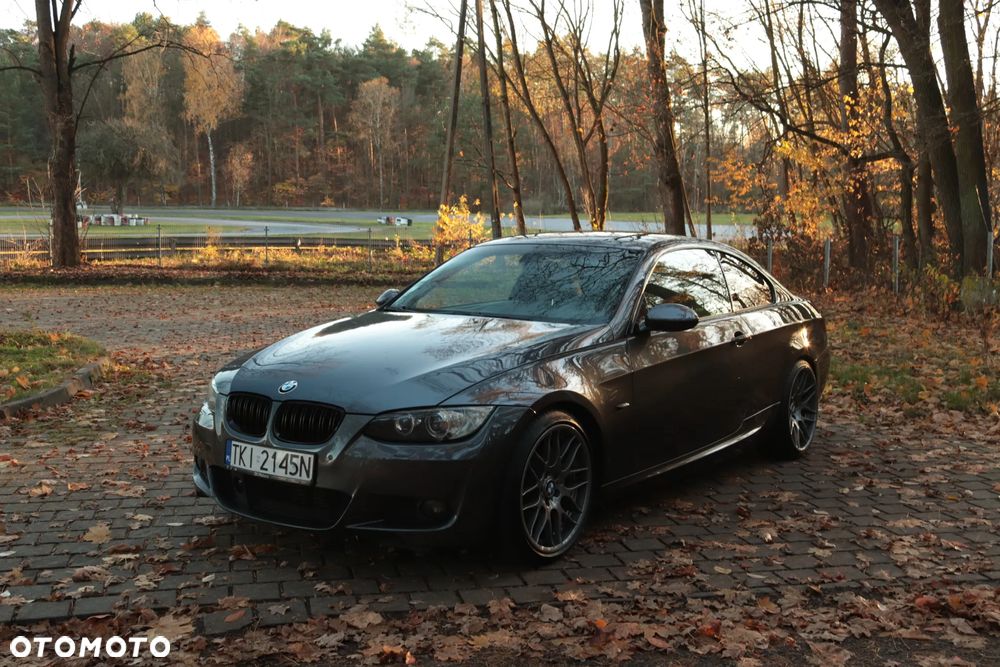 BMW Seria 3 330d Coupe - 3