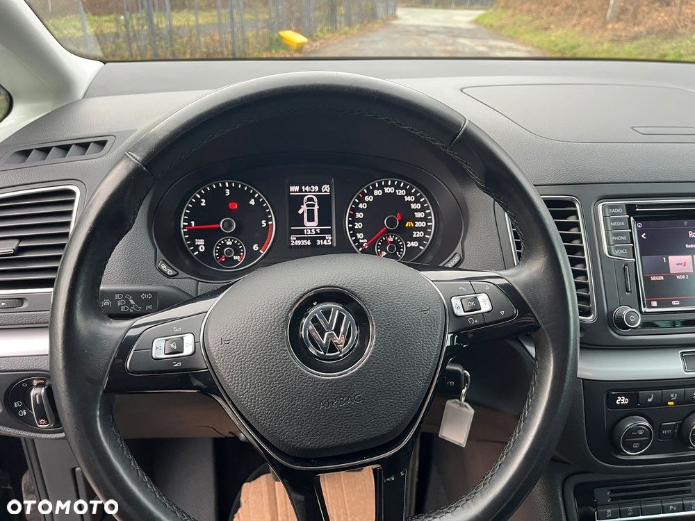 Volkswagen Sharan 2.0 TDI BMT Comfortline - 16