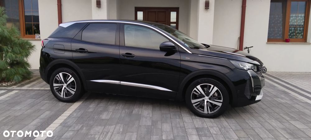 Peugeot 3008 1.6 PureTech HYbrid Allure S&S EAT8 - 2
