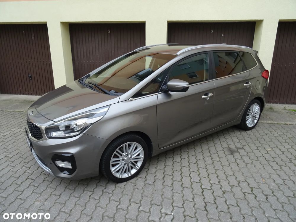 Kia Carens 1.7 CRDi XL 7os - 22