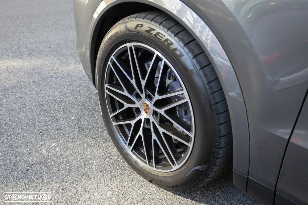 Porsche Cayenne 2025 photo 4