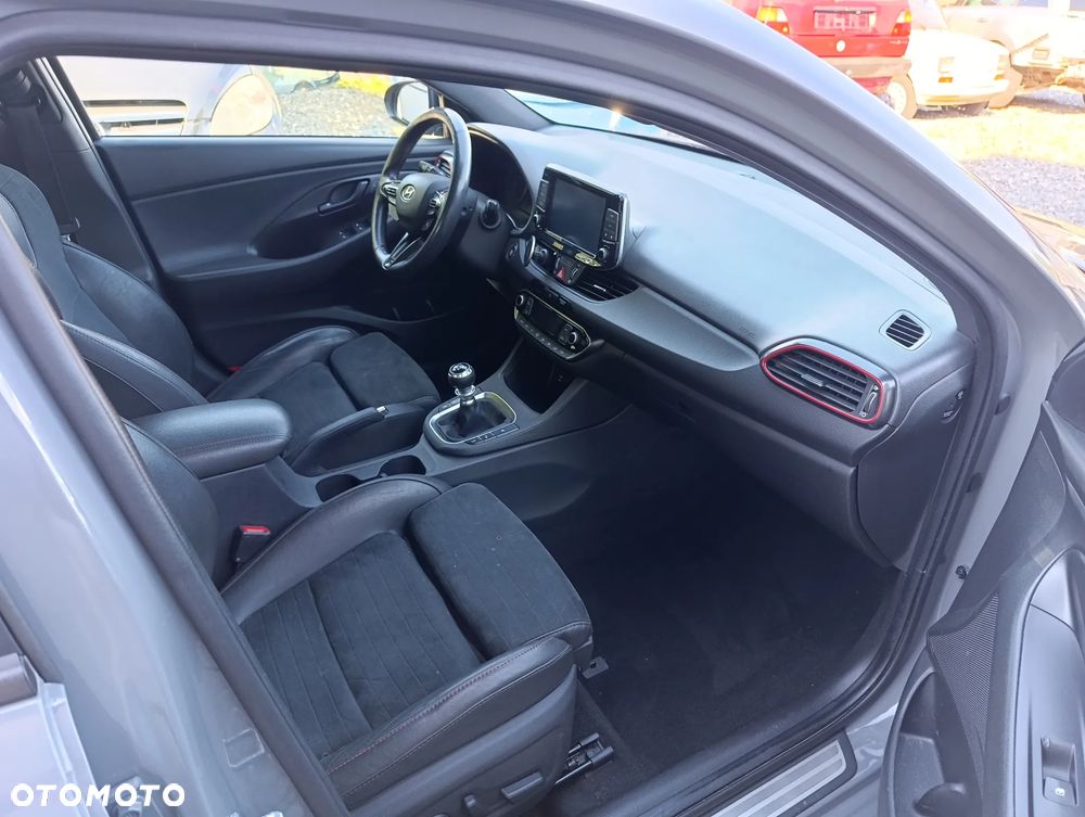 Hyundai i30 N 2.0 T-GDI Performance - 10