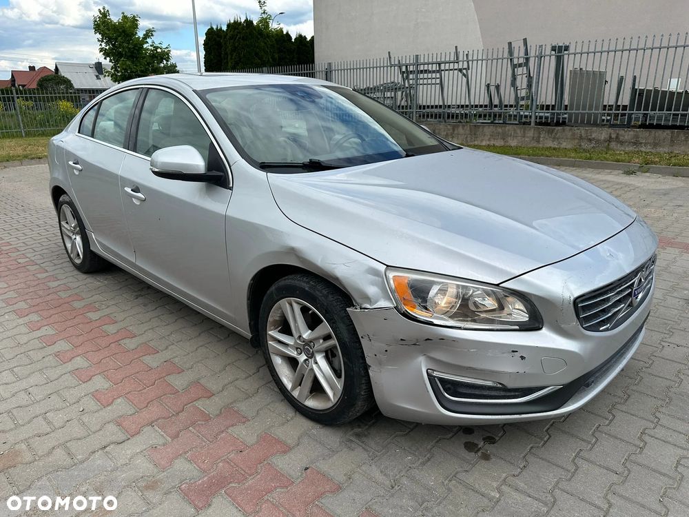 Volvo S60 - 2
